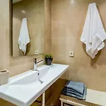 Spacious 3br In New Golden Mile, Ideal For Families & Long * Estepona