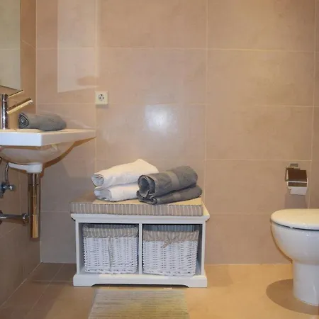 Spacious 3br In New Golden Mile, Ideal For Families & Long * Естепона